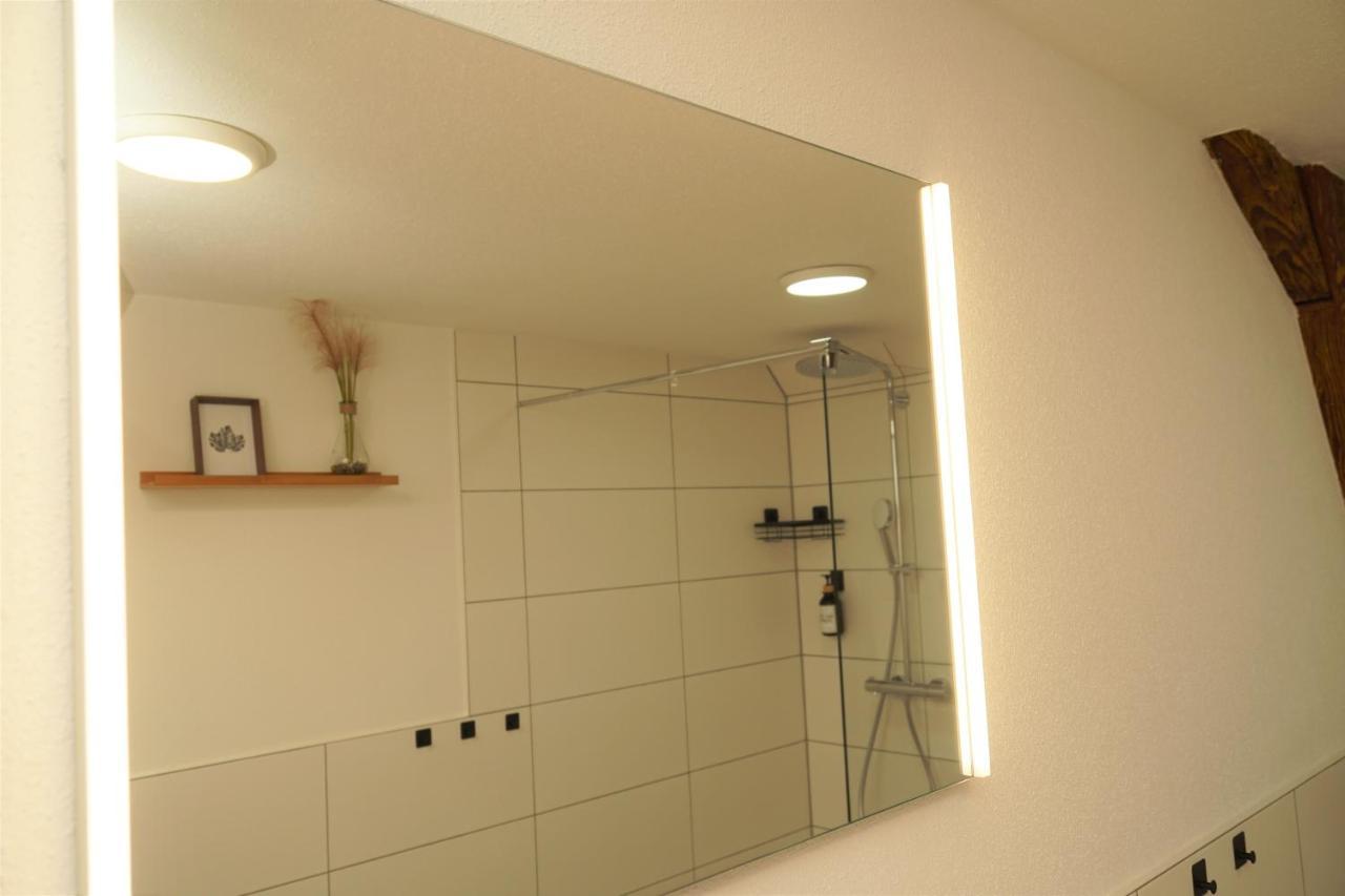 Galerie-Wohnung I Sanierter Pferdestall I Europapark I Boxspring I Nespresso Kippenheim Luaran gambar