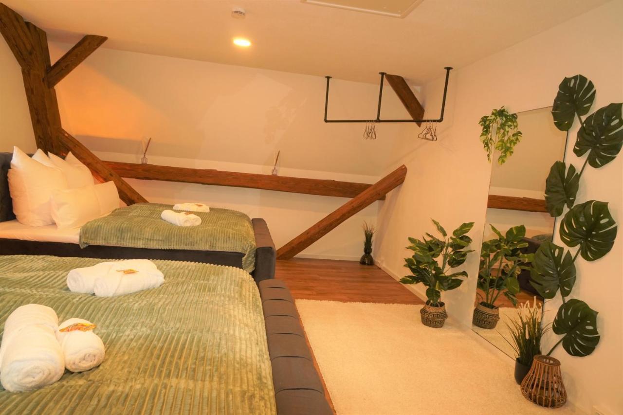 Galerie-Wohnung I Sanierter Pferdestall I Europapark I Boxspring I Nespresso Kippenheim Luaran gambar