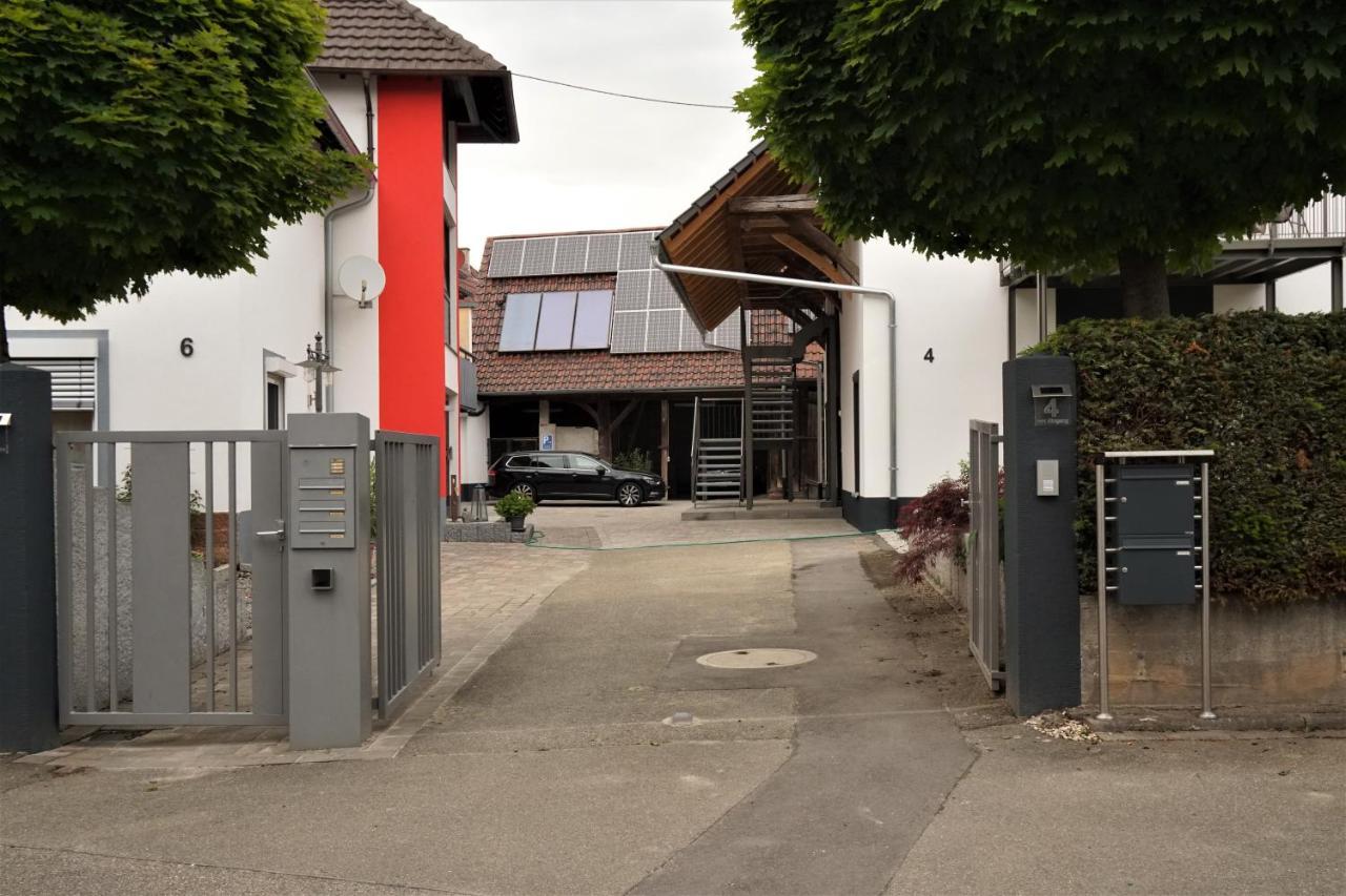 Galerie-Wohnung I Sanierter Pferdestall I Europapark I Boxspring I Nespresso Kippenheim Luaran gambar