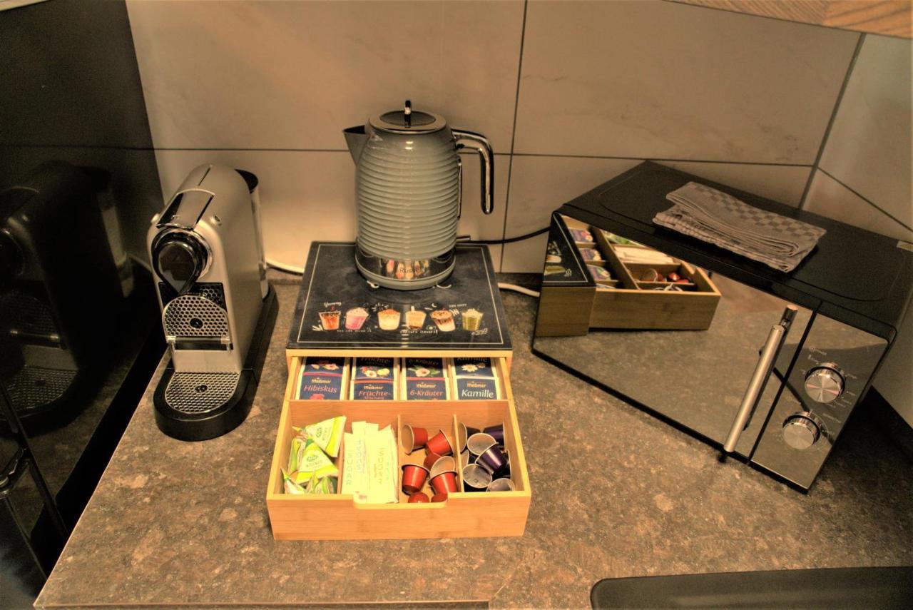Galerie-Wohnung I Sanierter Pferdestall I Europapark I Boxspring I Nespresso Kippenheim Luaran gambar